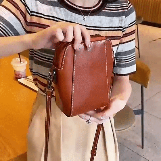 Vienna - Compact Solid Color Mini Handbag